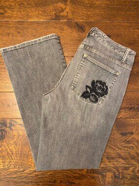 WHITE HOUSE BLACK MARKET JEANS SIZE 12
